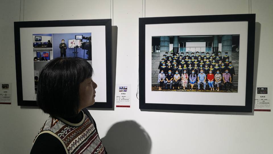 观看获奖作品 (1).jpg