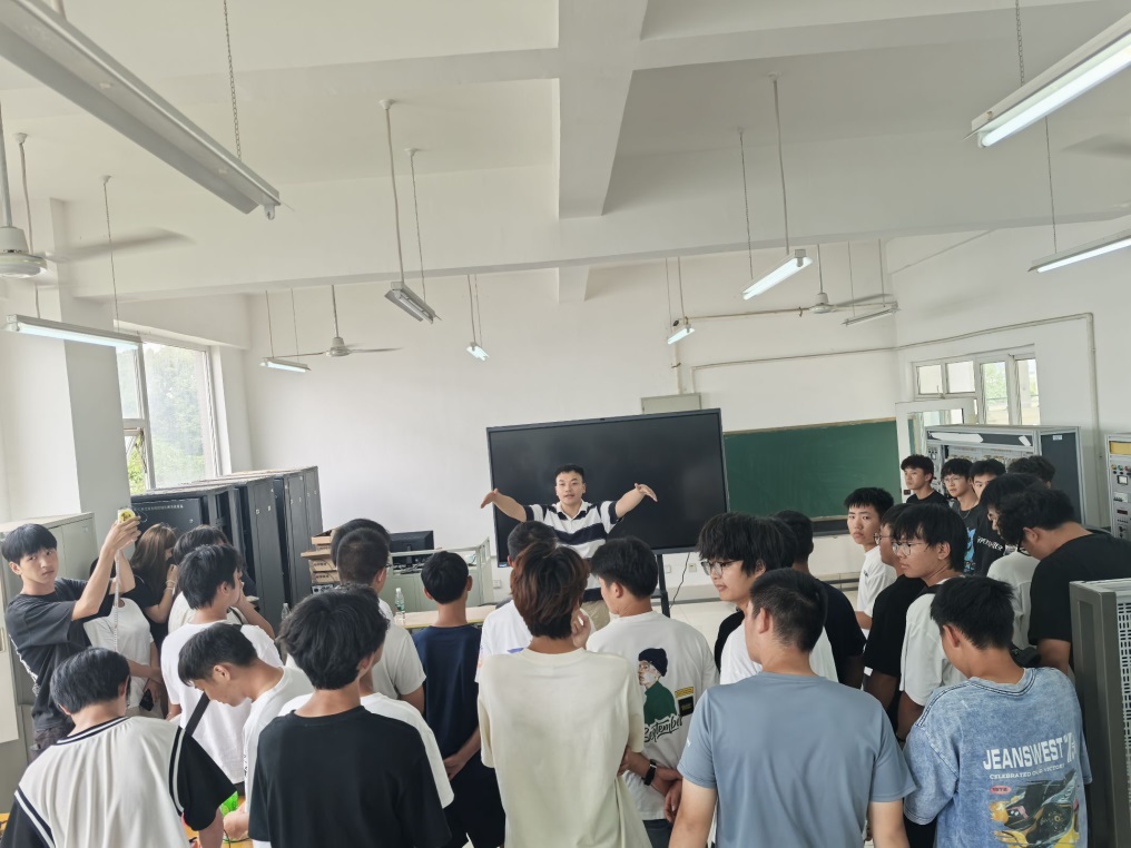 说明: C:\Users\Administrator\Desktop\222.jpeg