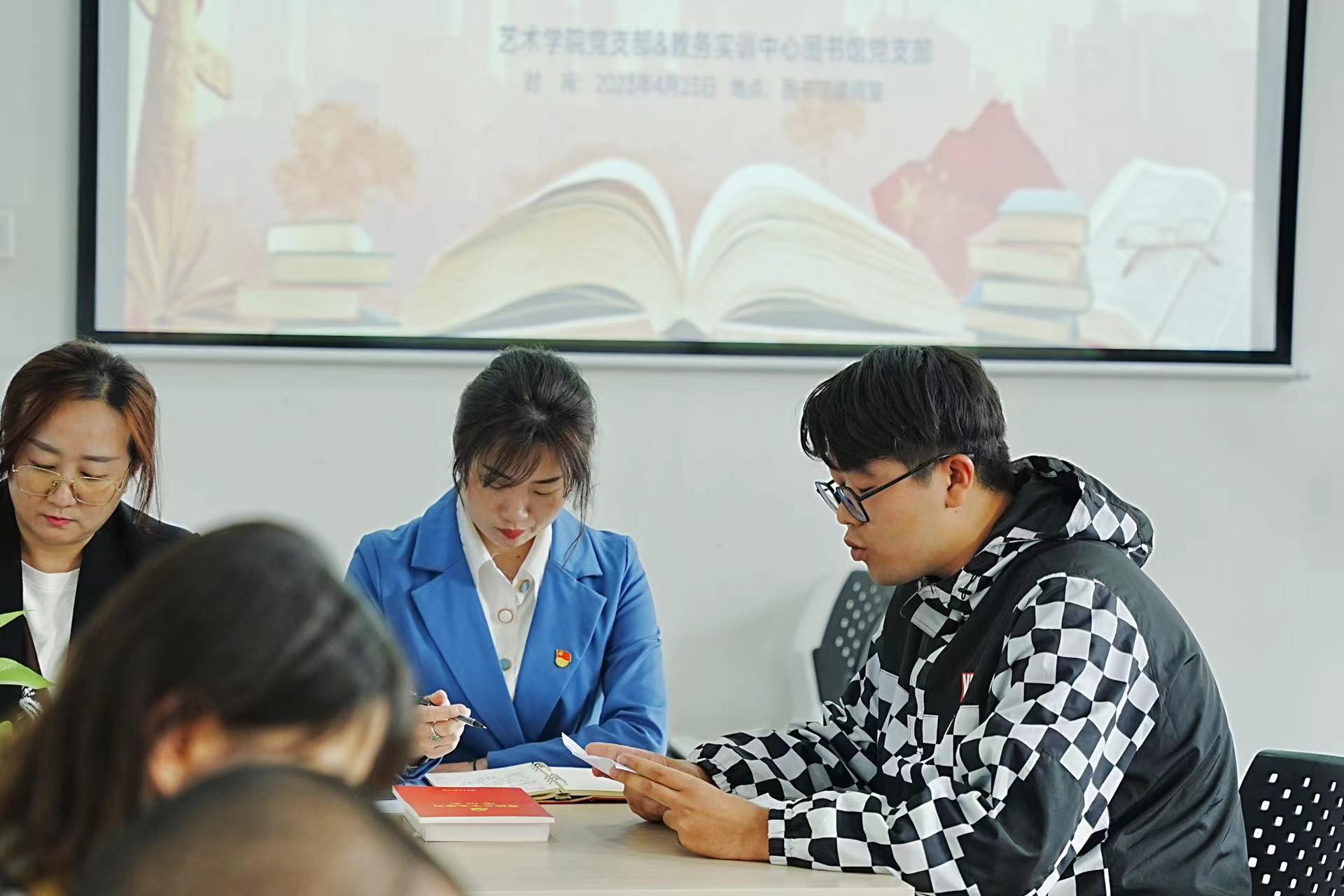 a396feeea4263d00c776fe8e4480eb1