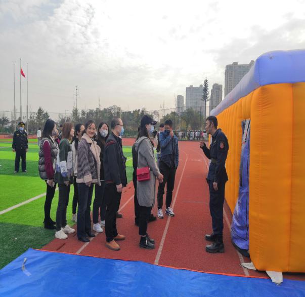 CE8F9DD3E9CA8A09EFA93FC4903EF8FF