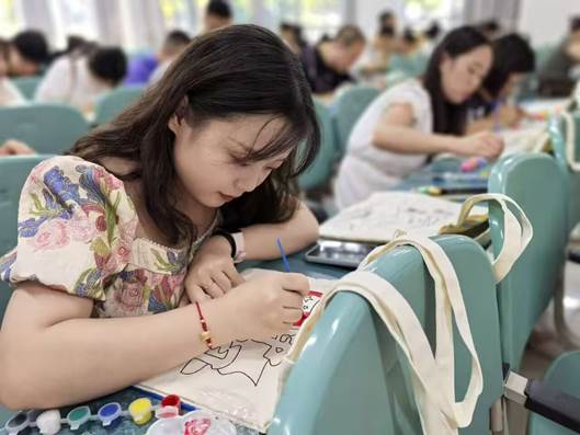 04eaf8c4dca43bf5651f9aa7e7dce20c