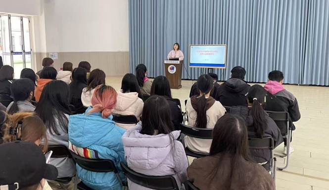 26d0c759bf6a19df4da7df5dd807d306