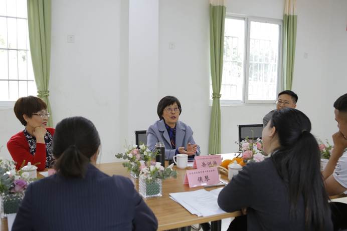 说明: C:\Users\Administrator\Desktop\教育学院宣传稿\四川华新现代职业学院接待\四川华新现代职业学院接待\四川华新现代职业学院接待活动简讯\8.jpg