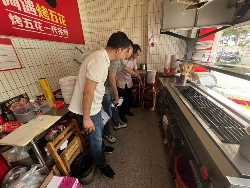 d055f54cd8dce973620289f31900998