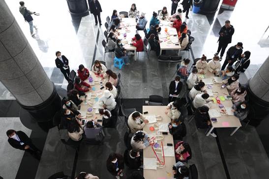 4285F58E6C60DB793A07BEDAC35CAF0A