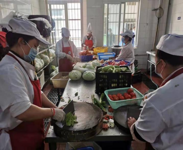 说明: e610fe5fe4ec52c7954663ef5cbc806