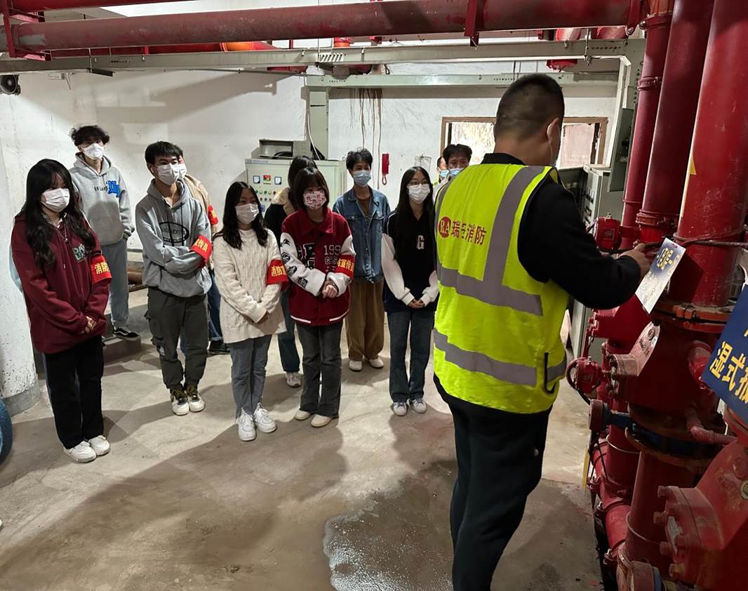 0DBC6869E3A8BBB9B2EB5EE250B203CC