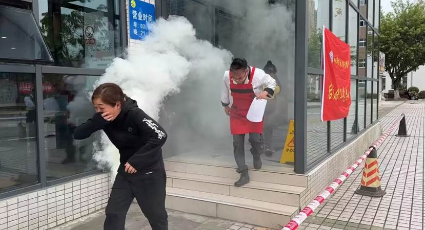 EB7N)ASR2)KON~A[O5U6(GO_tmb