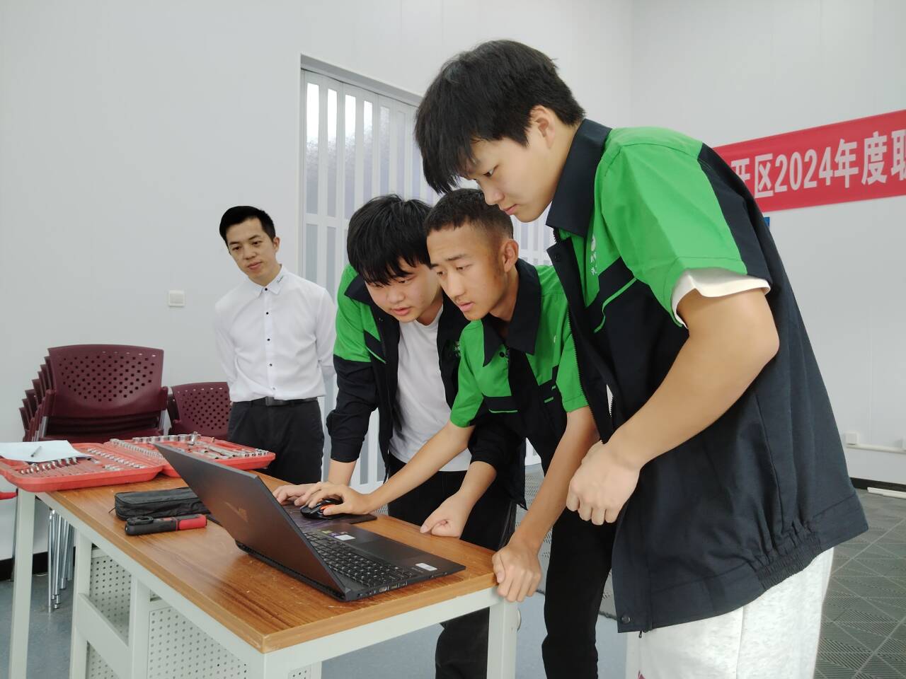 737bf83ae97dfcb44ecb7dd0d3e8e9ec_720