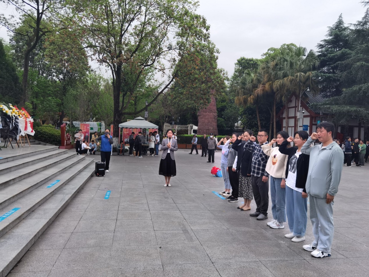 说明: C:\Users\HUAWEI\Documents\Tencent Files\87576744\Image\C2C\4da88d600f540c0d84cb60f09d1d4539.jpg