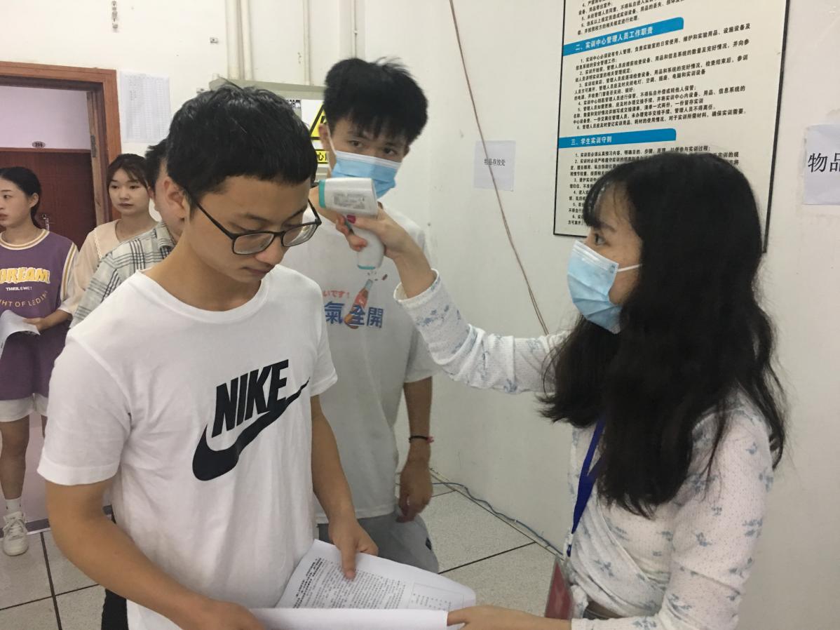 27AC0DE22635F0DE103082B455A9EC67