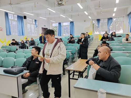 712330472B608029D460BD9C31CCCA86