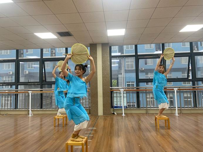 说明: D:\Program Files (x86)\117755303\Image\Group2\4[\EJ\4[EJG[2WH[825`OV0QXW1%A.jpg