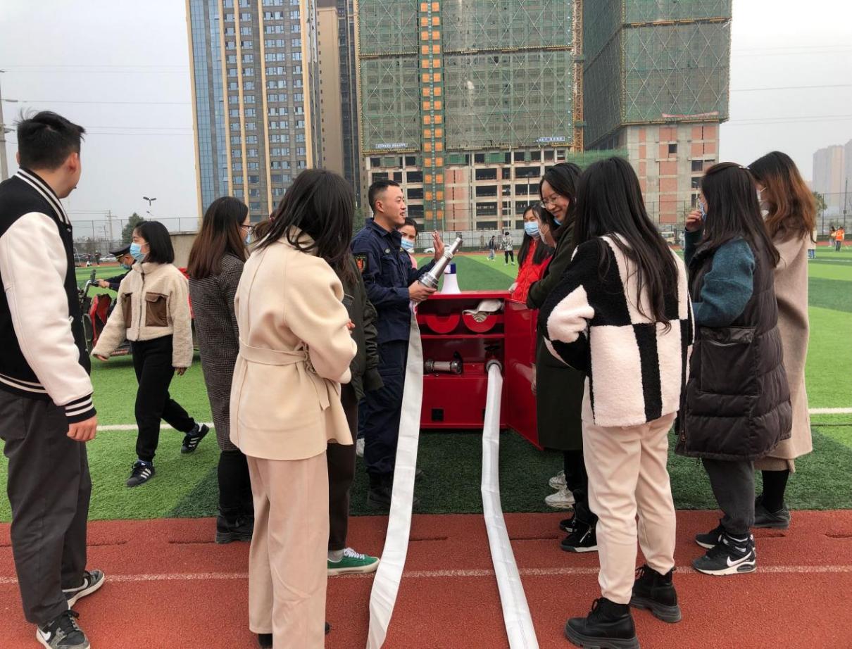 C8869F3AC0DF6ED011D429D5F1453CEE