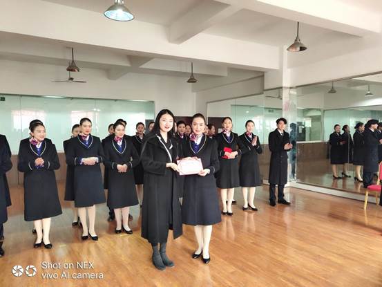 mmexport1545389579960